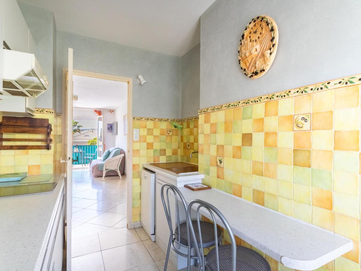 Apartment Les Ilaires By Interhome Le Lavandou Exterior foto